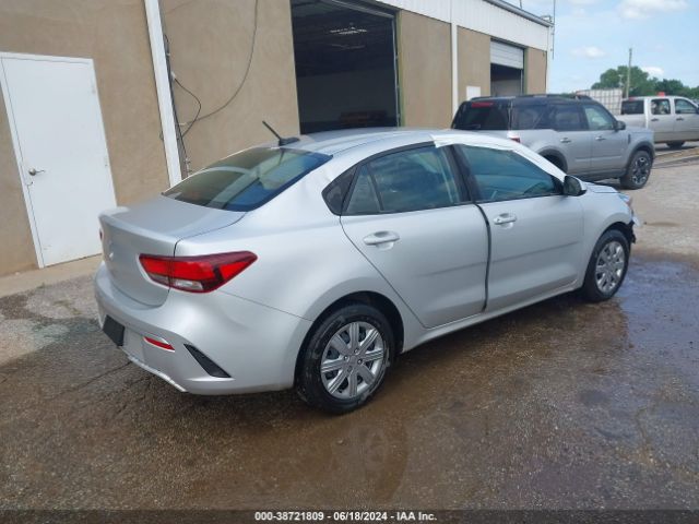 3KPA24AD8PE599397 KIA RIO LX
