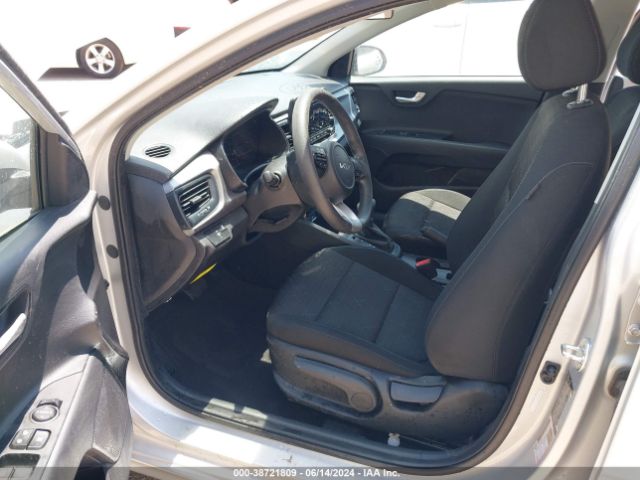 3KPA24AD8PE599397 KIA RIO LX
