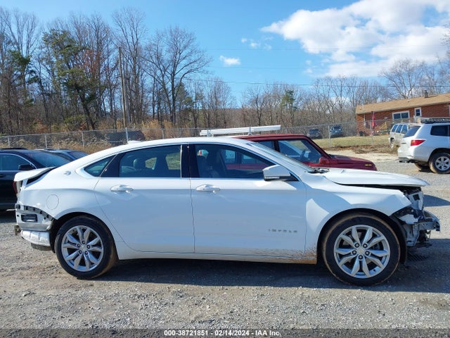 Chevrolet IMPALA 1LT 2018 2G1105S38J9165951 Image 14