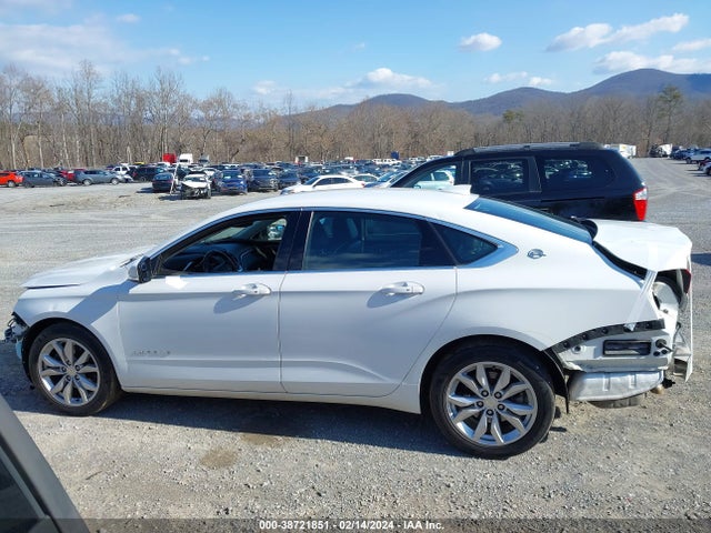Chevrolet IMPALA 1LT 2018 2G1105S38J9165951 Image 15