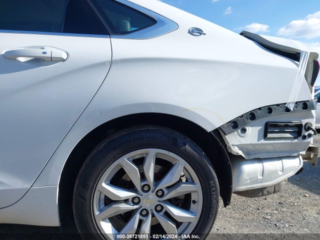 Chevrolet IMPALA 1LT 2018 2G1105S38J9165951 Image 20