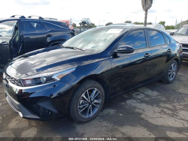 3KPF24AD5PE653518 KIA Forte Lxs