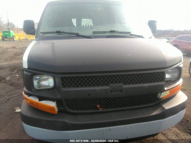 Chevrolet Express 2500 Work Van 2014 1GCWGGBA9E1127528 Image 12