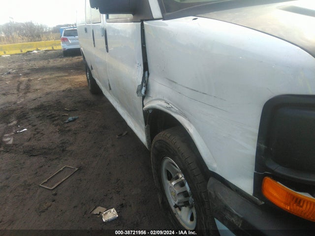 Chevrolet Express 2500 Work Van 2014 1GCWGGBA9E1127528 Image 6