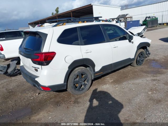 JF2SKAMC8NH443987 Subaru Forester Wilderness