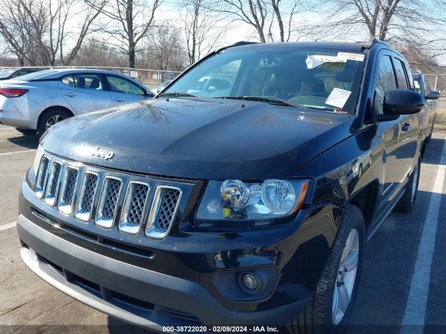 Jeep Compass Latitude 2014 1C4NJDEB0ED884543 Image 2