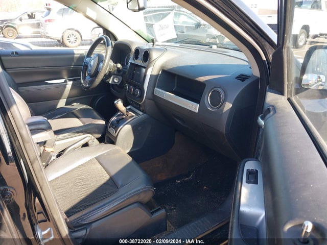 Jeep Compass Latitude 2014 1C4NJDEB0ED884543 Image 5