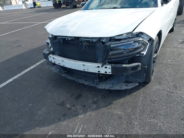 2C3CDXBGXJH185146 Dodge Charger Sxt Rwd