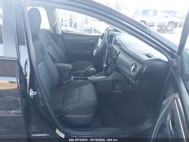 Toyota COROLLA LE 2018 2T1BURHE8JC985592 Image 5