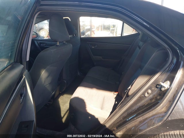 Toyota COROLLA LE 2018 2T1BURHE8JC985592 Image 8