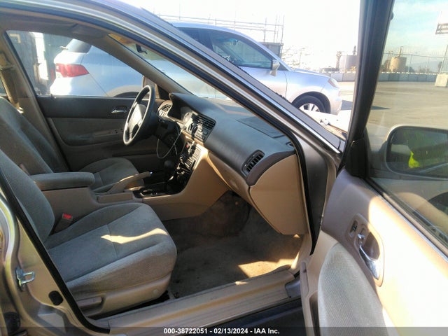 1995 HONDA ACCORD EX VIN: 1HGCD5651SA097693