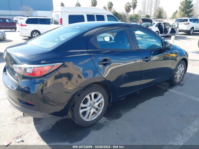 3MYDLBZV3GY103286 Scion IA
