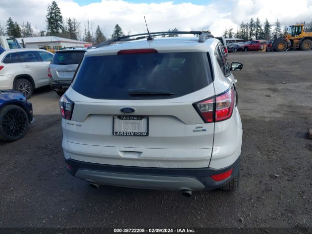 1FMCU9GD7JUB17353 Ford ESCAPE SE
