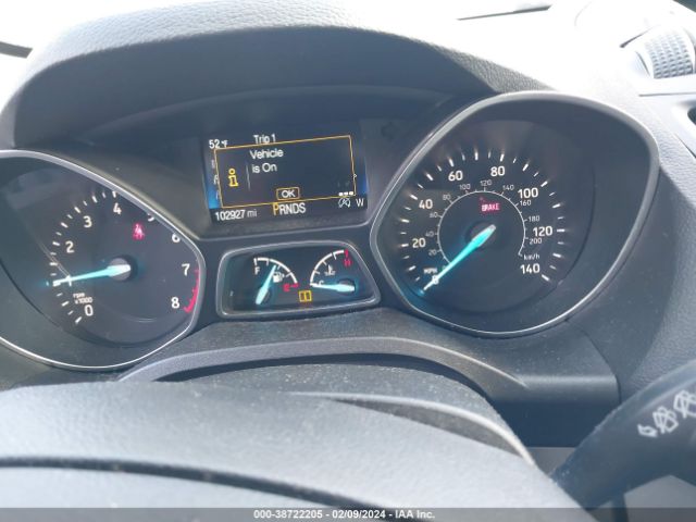 1FMCU9GD7JUB17353 Ford ESCAPE SE