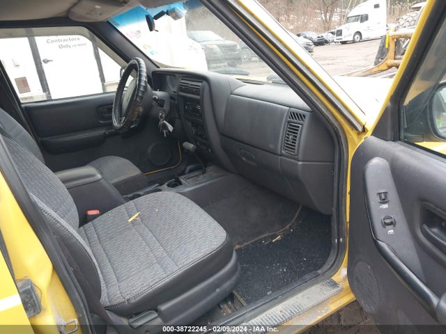 2001 JEEP CHEROKEE SPORT VIN: 1J4FF48S11L606326