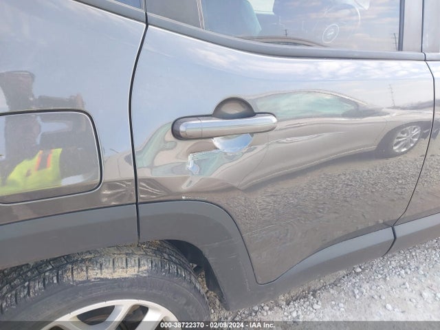 ZACCJBBBXHPG55647 Jeep Renegade Latitude 4x4