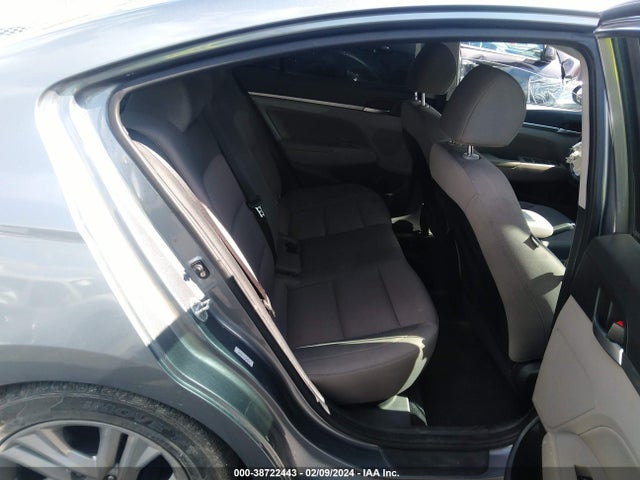 Hyundai Elantra Value Edition 2019 KMHD84LF7KU868733 Image 8