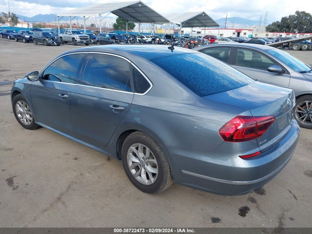 Volkswagen Passat 1.8t S 2017 1VWAT7A35HC009541 Image 3
