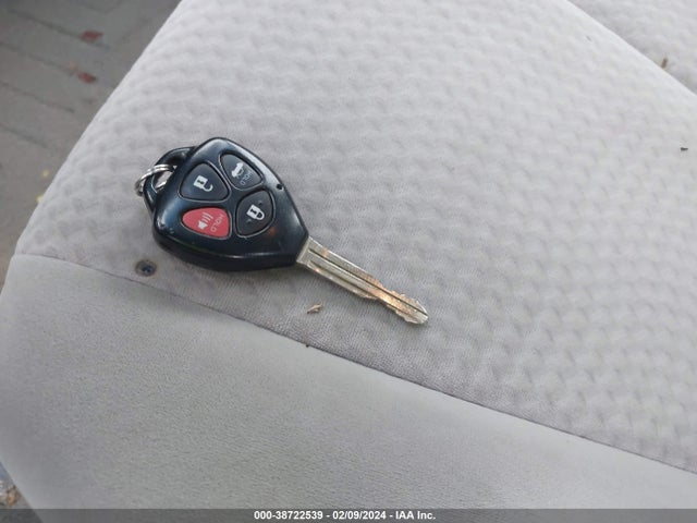Aukcja sprzedaży 2011 Toyota Camry Le, vin: 4T1BF3EK4BU737695, numer aukcji: 38722539