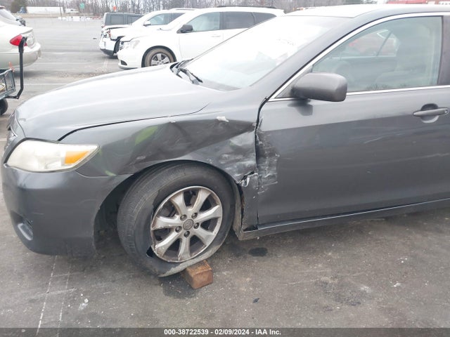 Aukcja sprzedaży 2011 Toyota Camry Le, vin: 4T1BF3EK4BU737695, numer aukcji: 38722539