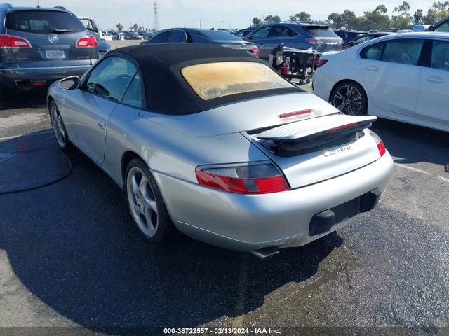 2000 PORSCHE 911 WP0CA2992YS652870 Photo 2