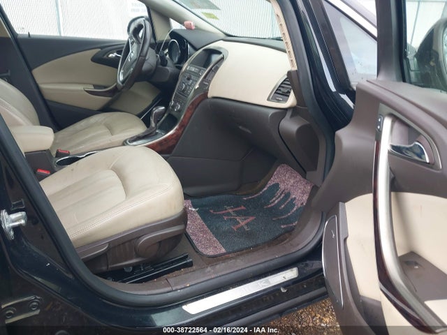 1G4PS5SK4F4201689 Buick Verano Leather Group
