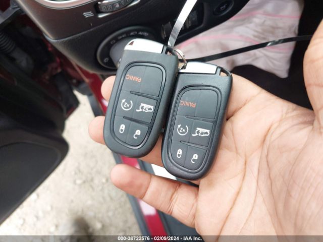 1C4PJLDB9KD232990 Jeep Cherokee Limited Fwd