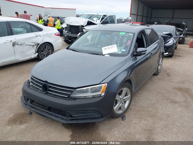 3VWLA7AJ8FM285043 Volkswagen Jetta 2.0l Tdi Se