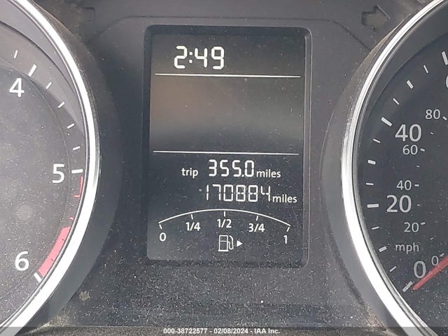 3VWLA7AJ8FM285043 Volkswagen Jetta 2.0l Tdi Se