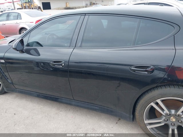 2012 PORSCHE PANAMERA 4 VIN: WP0AA2A79CL012434