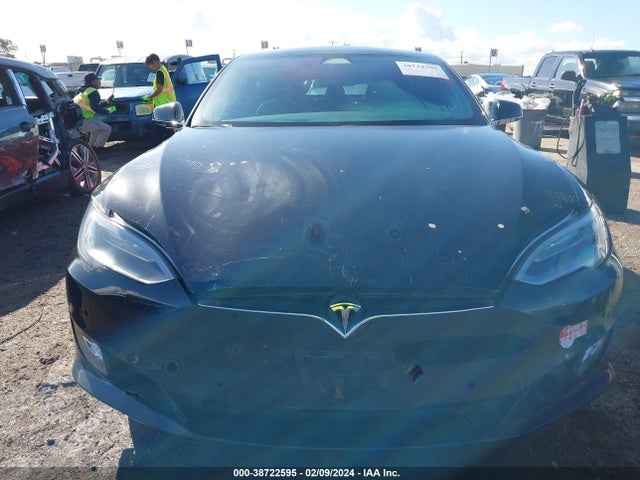 Tesla Model S 60/75 2017 5YJSA1E11HF189770 Image 12