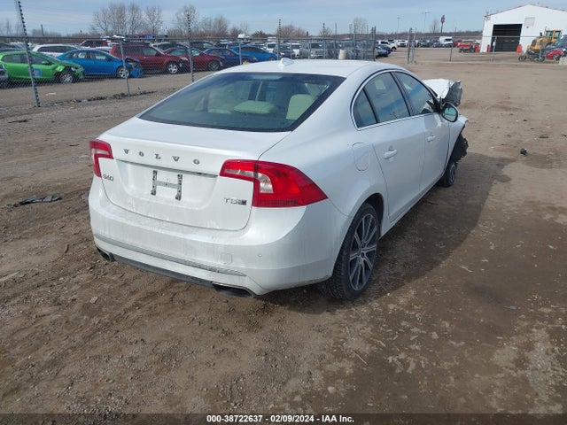 LYV612TM6GB104216 Volvo S60 Inscription T5 Platinum