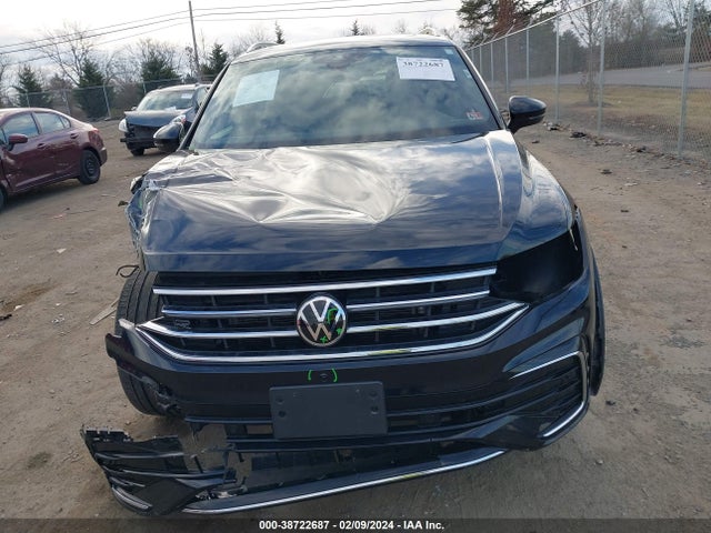 3VV4B7AX9NM087841 Volkswagen Tiguan 2.0t Sel R-line