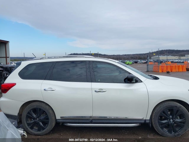 Nissan Pathfinder Platinum 2017 5N1DR2MM5HC683951 Image 13