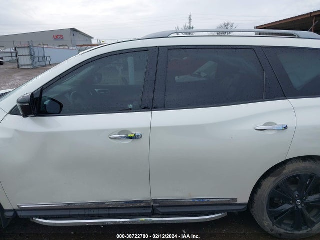 Nissan Pathfinder Platinum 2017 5N1DR2MM5HC683951 Image 14