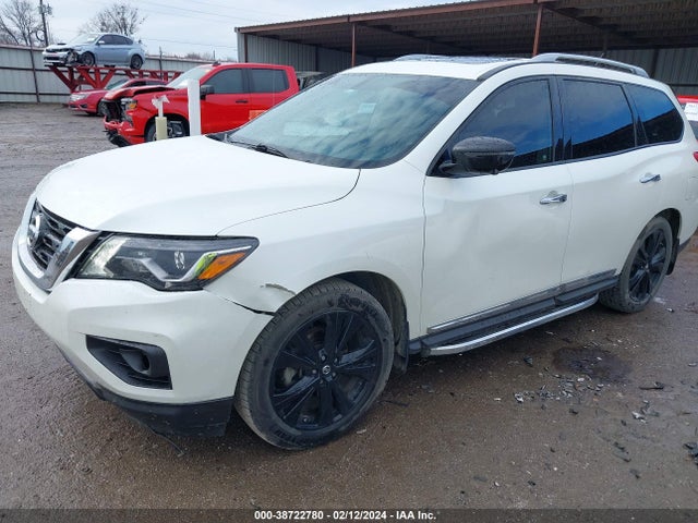 Nissan Pathfinder Platinum 2017 5N1DR2MM5HC683951 Image 2