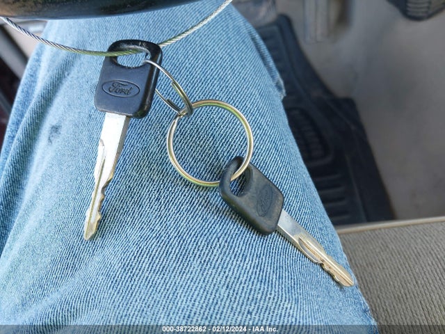 1997 FORD F-150 STANDARD/XL/XLT VIN: 1FTDF1727VKC09731
