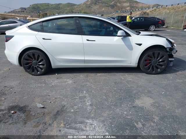 5YJ3E1EC8NF230014 Tesla Model 3 Performance Dual Motor All-wheel Drive