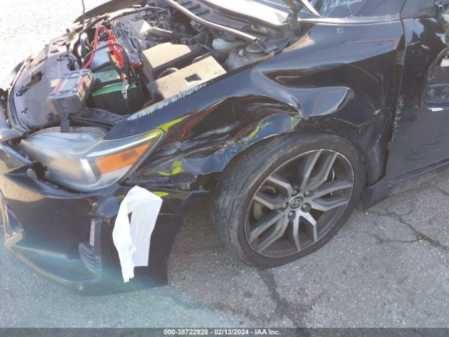JTKJF5C72FJ004345 Scion TC