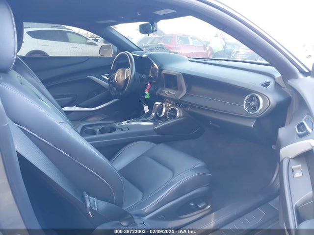 Chevrolet Camaro 2lt 2019 1G1FD1RS3K0109962 Image 5