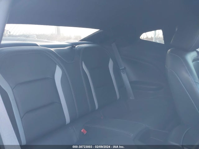 Chevrolet Camaro 2lt 2019 1G1FD1RS3K0109962 Image 8