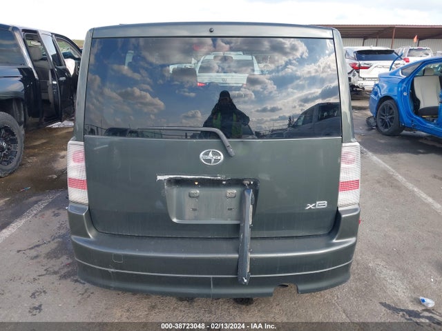 2005 SCION XB VIN: JTLKT324350200142