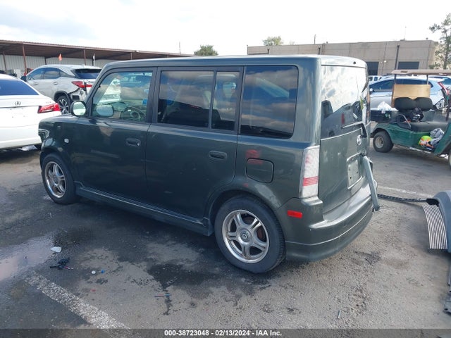 2005 SCION XB VIN: JTLKT324350200142