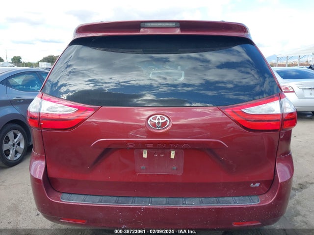 Toyota Sienna Le 8 Passenger 2017 5TDKZ3DC5HS877385 Image 17