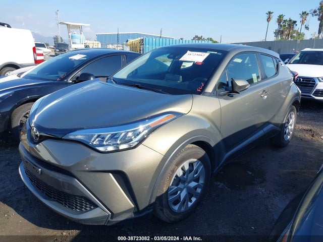 Toyota C-HR LE 2021 JTNKHMBX9M1122502 Image 2