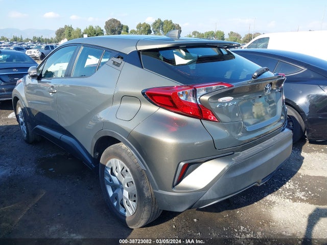 Toyota C-HR LE 2021 JTNKHMBX9M1122502 Image 3