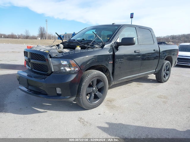 RAM 1500 Express  4x4 5'7 Box 2017 3C6RR7KTXHG640938 Image 2