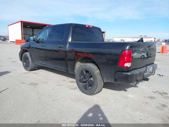 RAM 1500 Express  4x4 5'7 Box 2017 3C6RR7KTXHG640938 Image 3