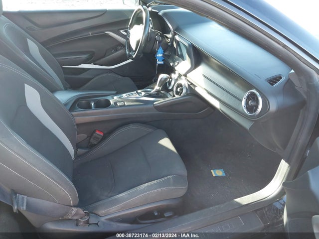 Chevrolet Camaro 1lt 2017 1G1FB1RS9H0205478 Image 5