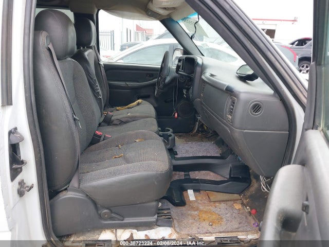 2003 CHEVROLET SILVERADO 1500 WORK TRUCK VIN: 2GCEC19X231272111